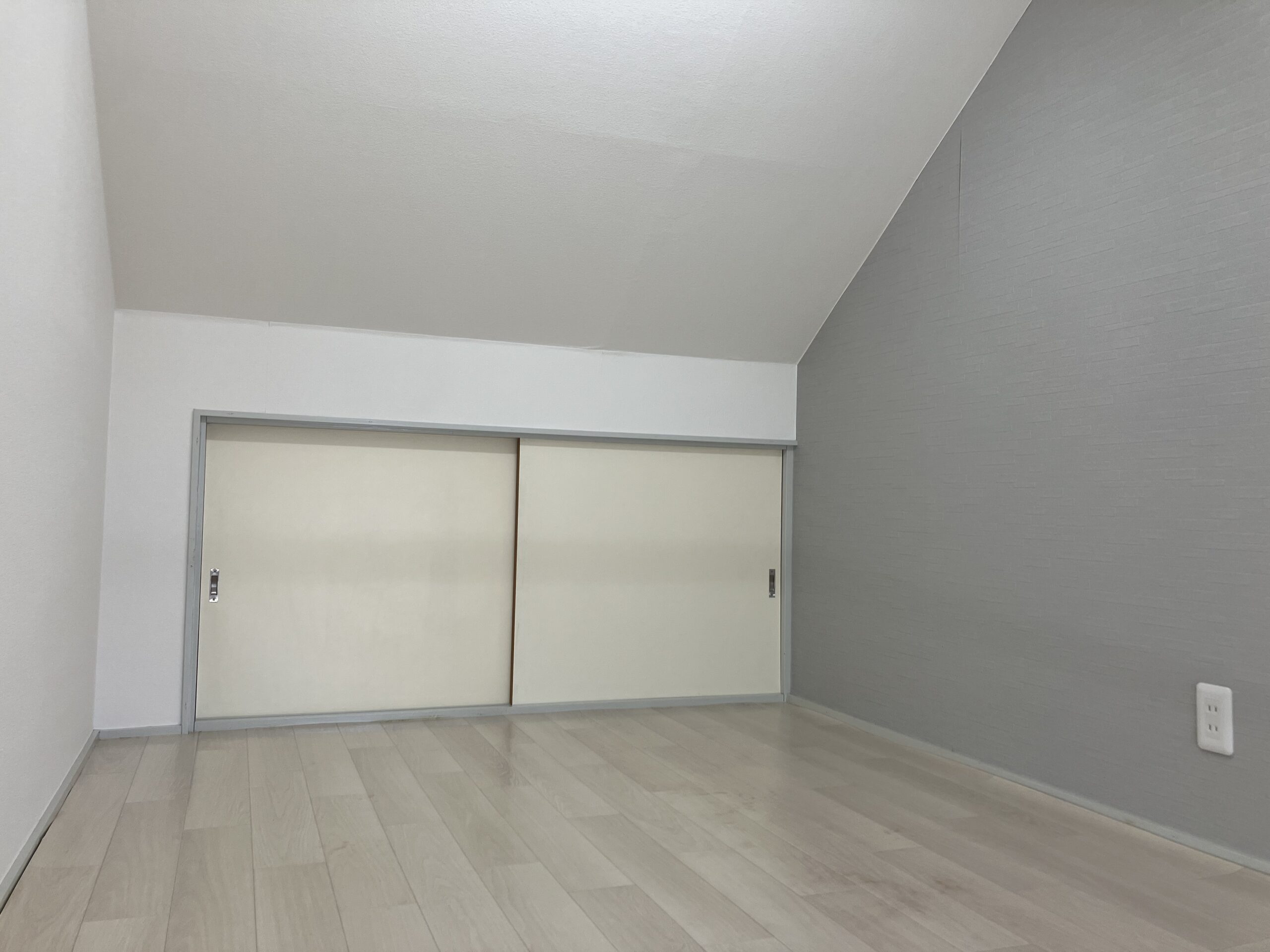 ロイヤルパレス五番館　205号室